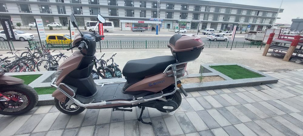 Bonvi skuter sotiladi elektr