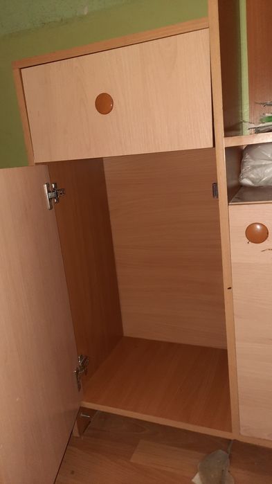 Прихожий шкаф срочно