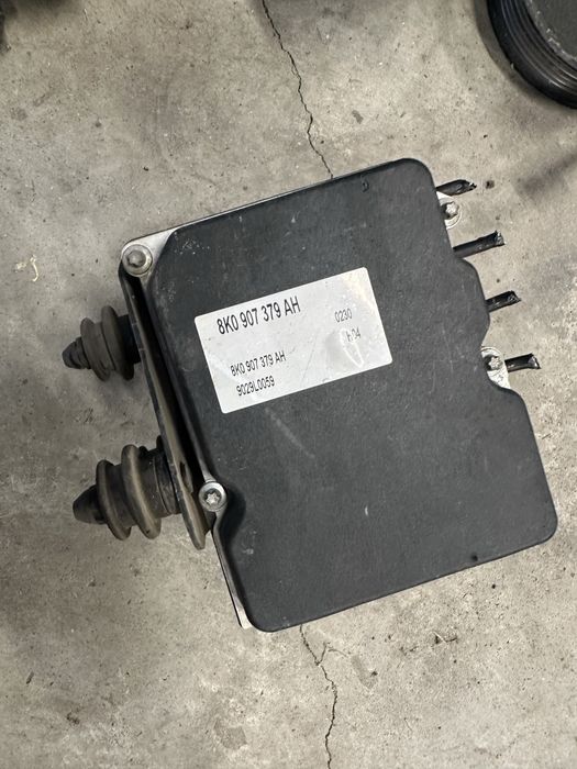 ABS за Audi A4 S4 A5 S5 абс помпа айбиес ауди б8 б8.5 b8 b8.5