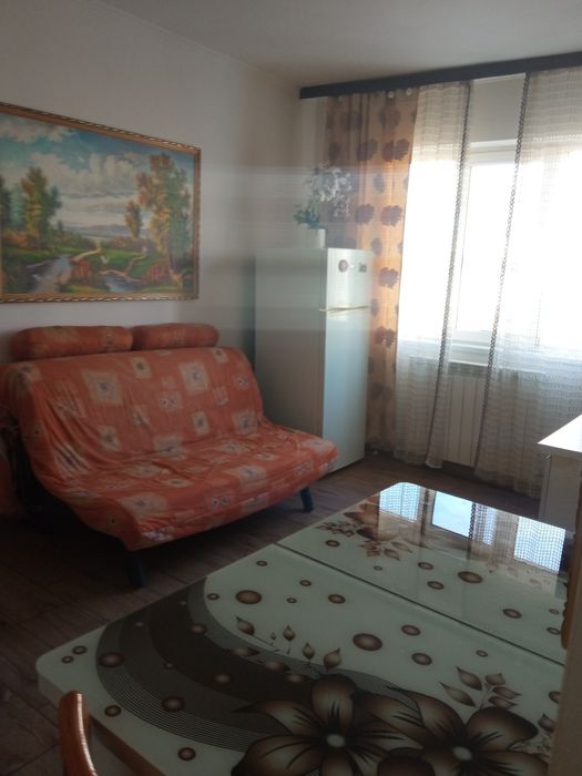 Închiriez  apartament 3 camere