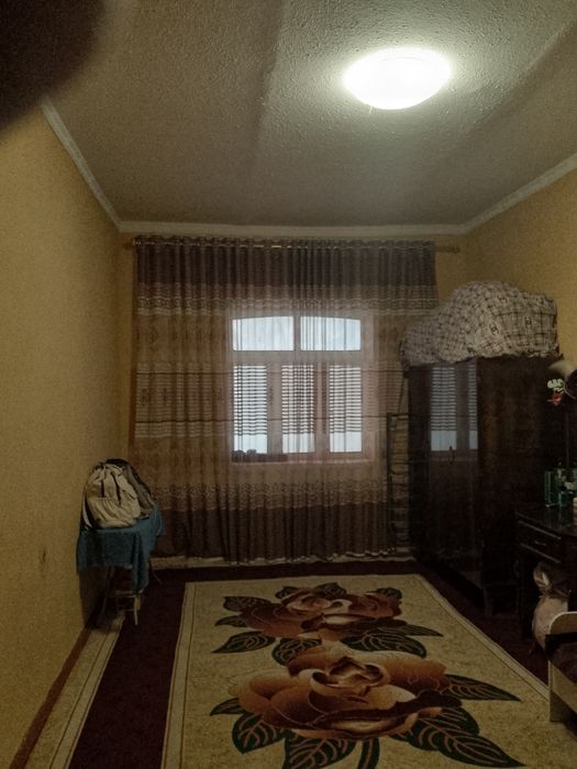 Срочно уй сотилади