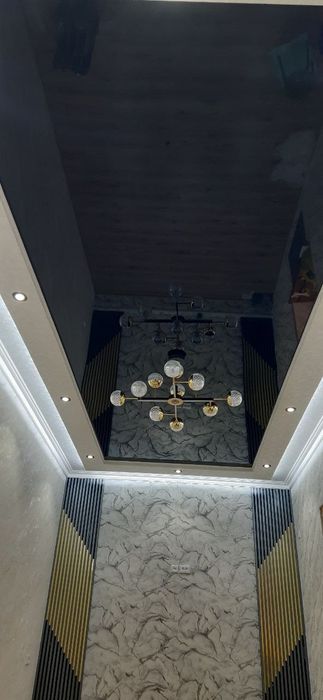 Натяжные потолки Фотообои установка