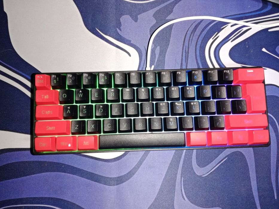 Клавиатура с подсветкой