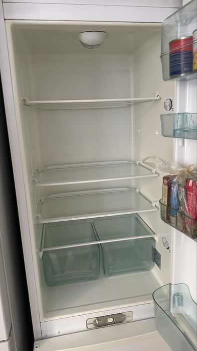 Холодильник Kaiser