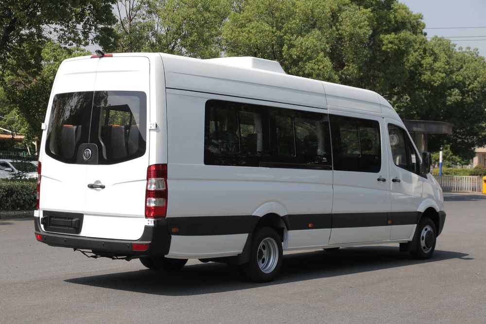 Микроавтобус на базе Mercedes Benz Sprinter YUCHAI V7L/ WANCHE/ дизель
