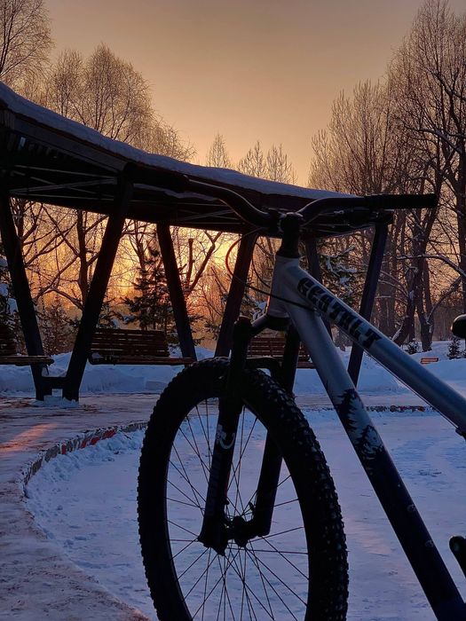 Продам обменяю МТБ Gensalt 29колеса