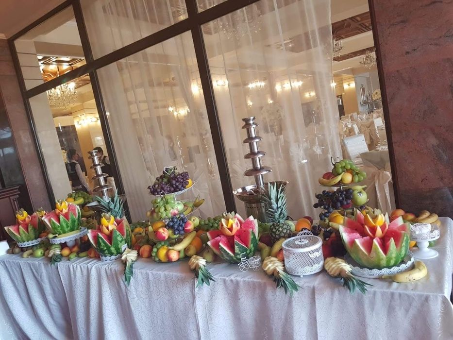 Fantana de ciocolata cu sau fara bar de fructe