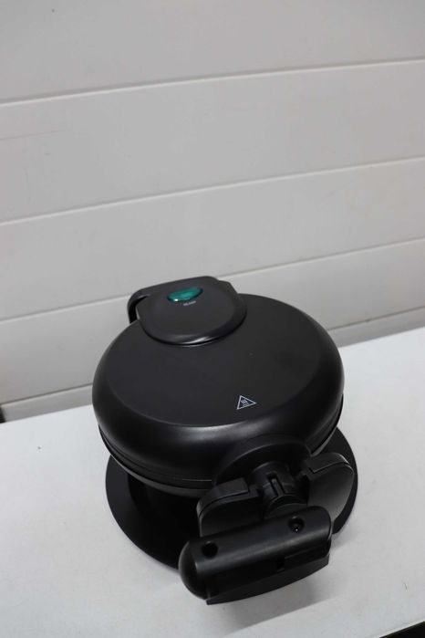 Ротационен уред за гофрети Bella 17871, Гофретник, черен