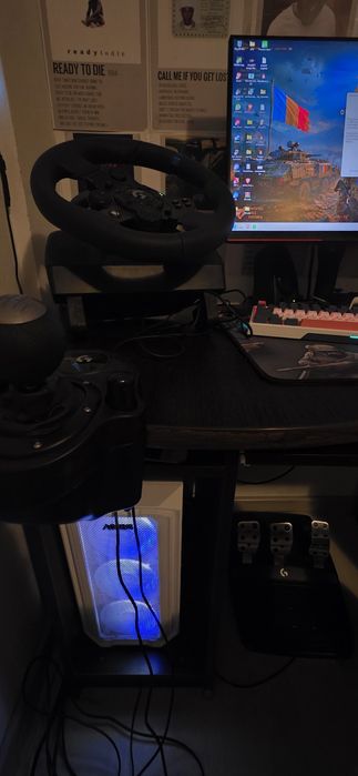 Volan logitech g923 cu pedale si schimbator