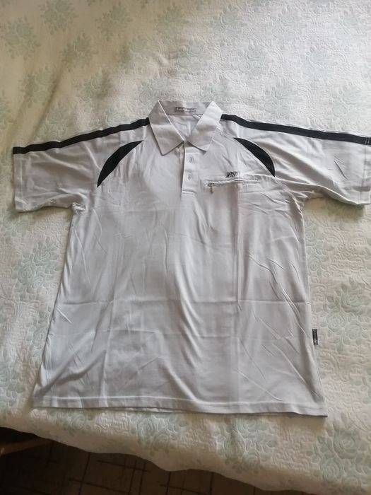 Продам футболку новая