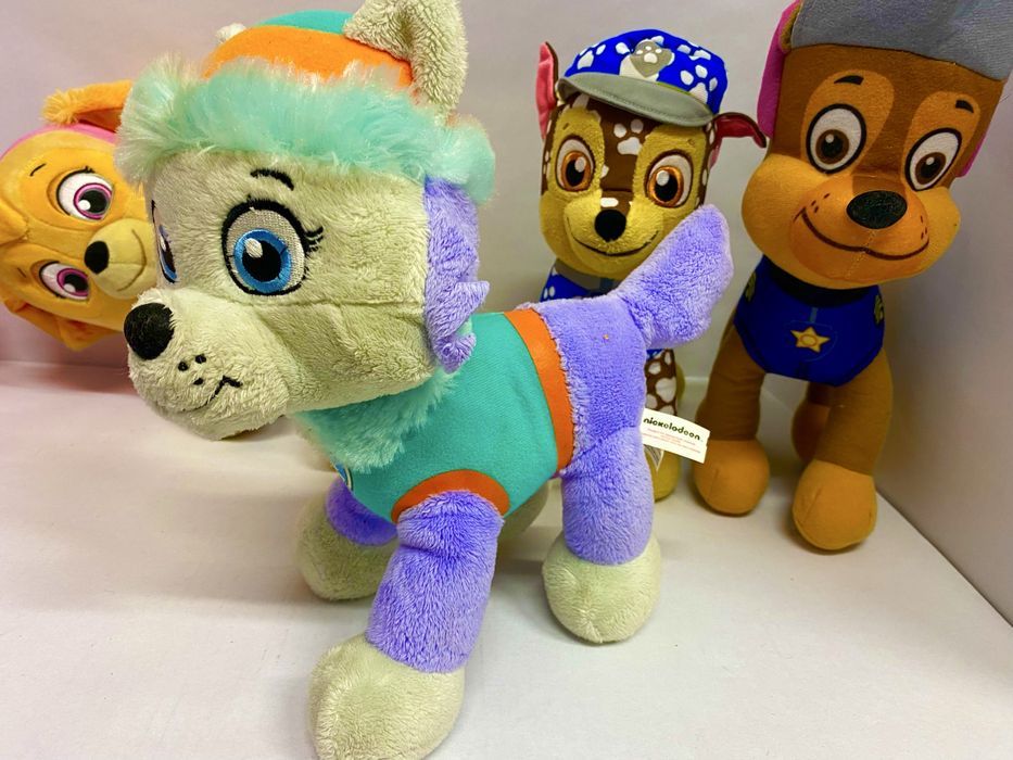Lot 4 jucării din pluș PATRULA CĂȚELUȘILOR 30 cm NICKELODEON