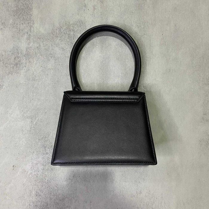 Geanta Jacquemus Le Chiquito Neagra din Piele Naturala
