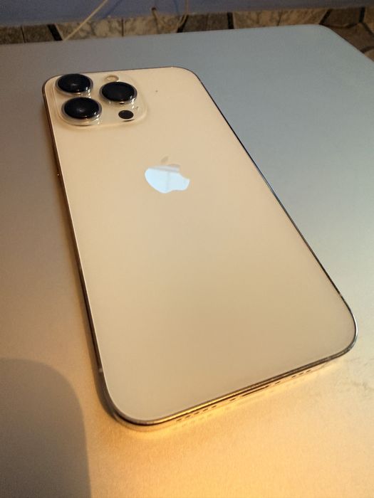 Vand schimb iphone 13 pro