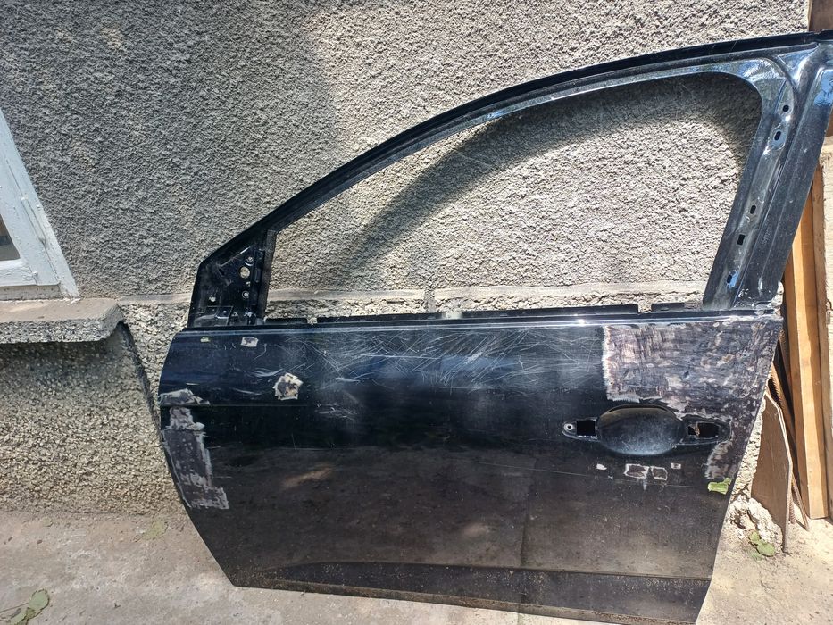 Предна лява врата рено  меган 4 2018