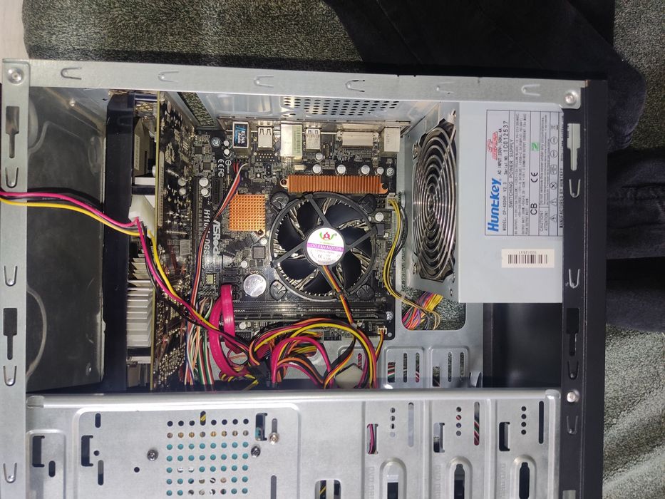 Материнская плата с процессором