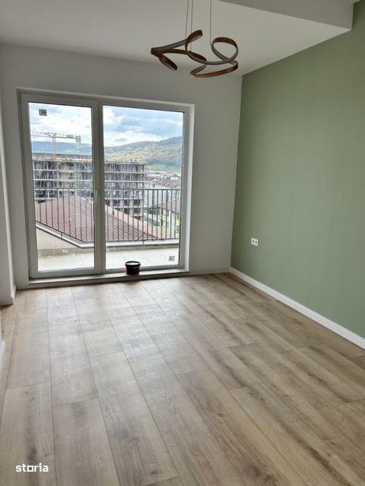 Apartament cu 3 camere, 55 mp, terasa 10 mp Eroilor