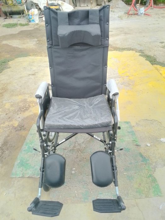 Продам коляску для инвалидов