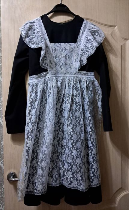 Школьный форма три