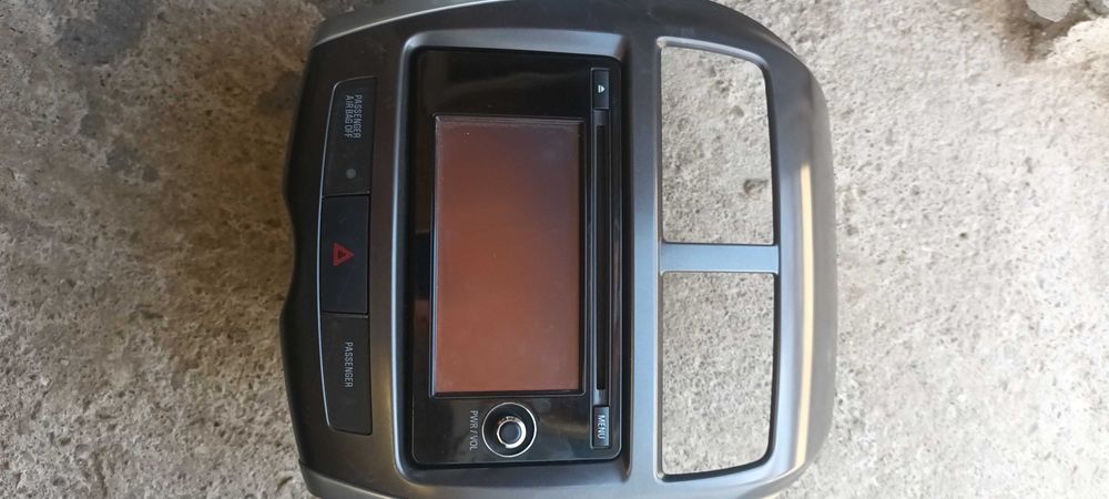 Vind casetofon cu tot cu masca din bord mitsubishi asx