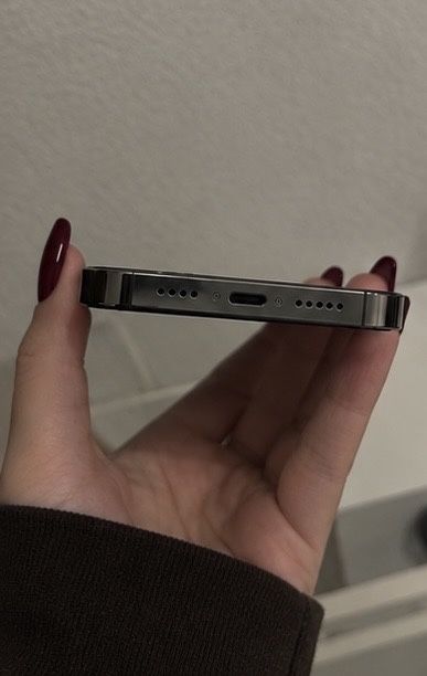 Продам iPhone 12 Pro Max