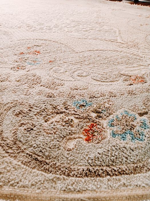 Продается     ковер