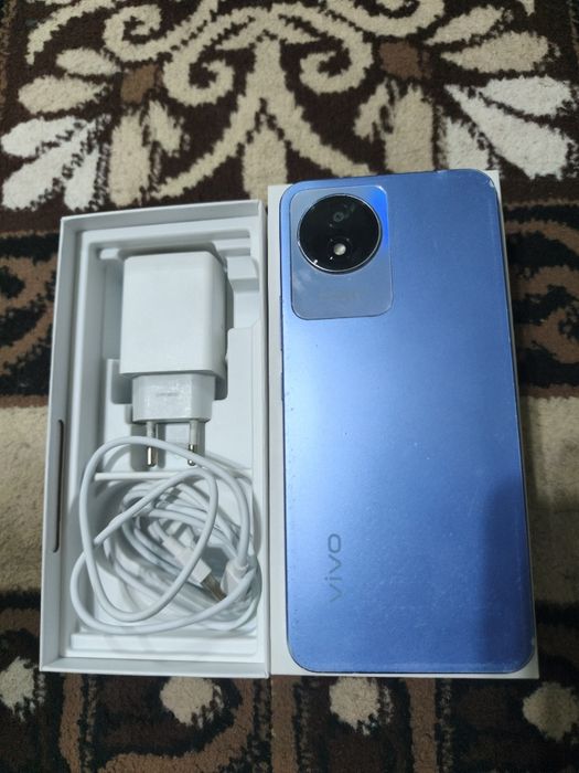 Vivo telefon sotiladi