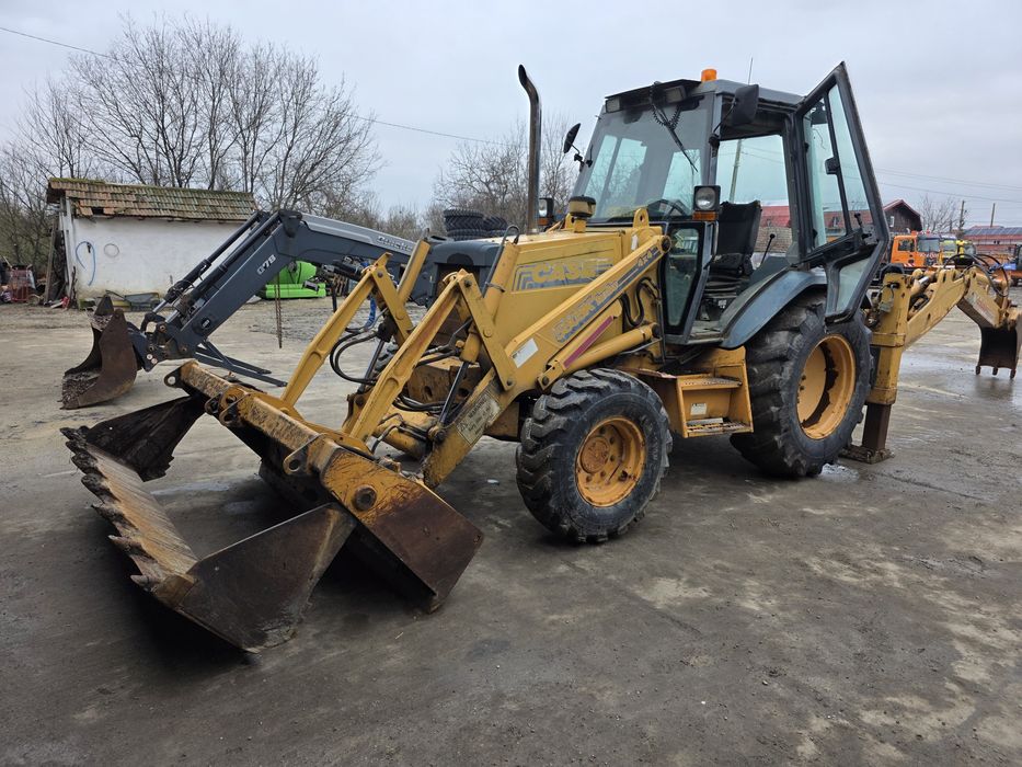 Buldoexcavator Case 580 Turbo Sk 4x4