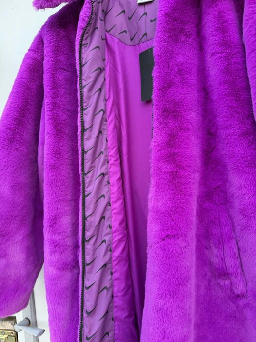 Nike Teddy Bear уникално дамско пролетно палто Л размер Ново