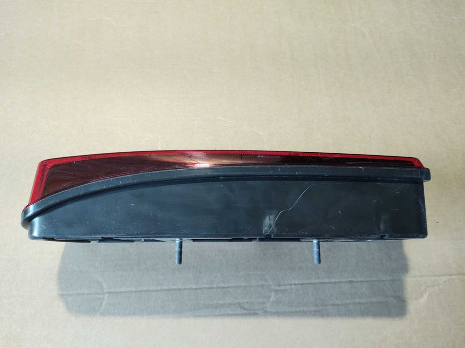 Диоден Стоп за Камион Влекач MAN Десен Оригинал Като нов HELLA