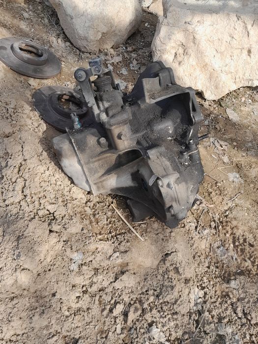 Matiz mx karobka hech qanday ayb yoq zvuk yoq aporni holati zur