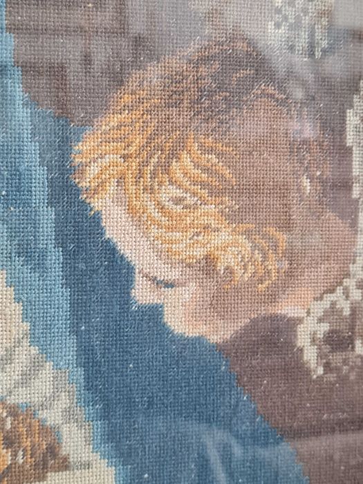 Продавам гоблен " Свята нощ"