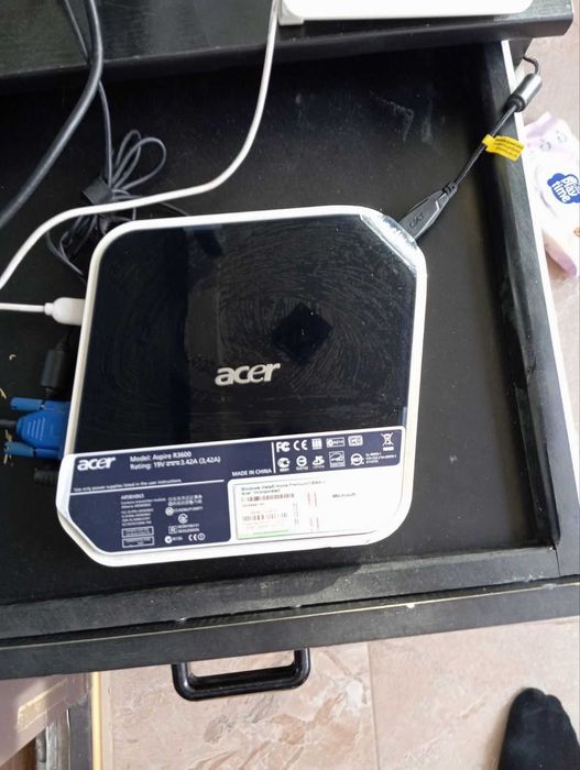 mini PC  мини компютър Acer