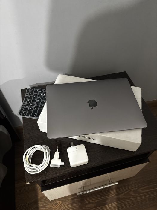Macbook air m1 2020