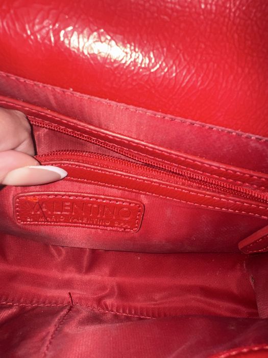 Червена чанта Valentino