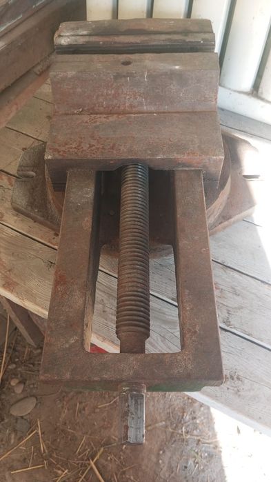 Тиски станочные советский