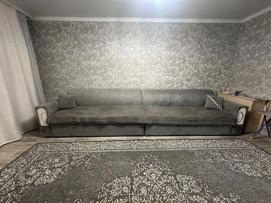 Продам диван в хорошом состояний