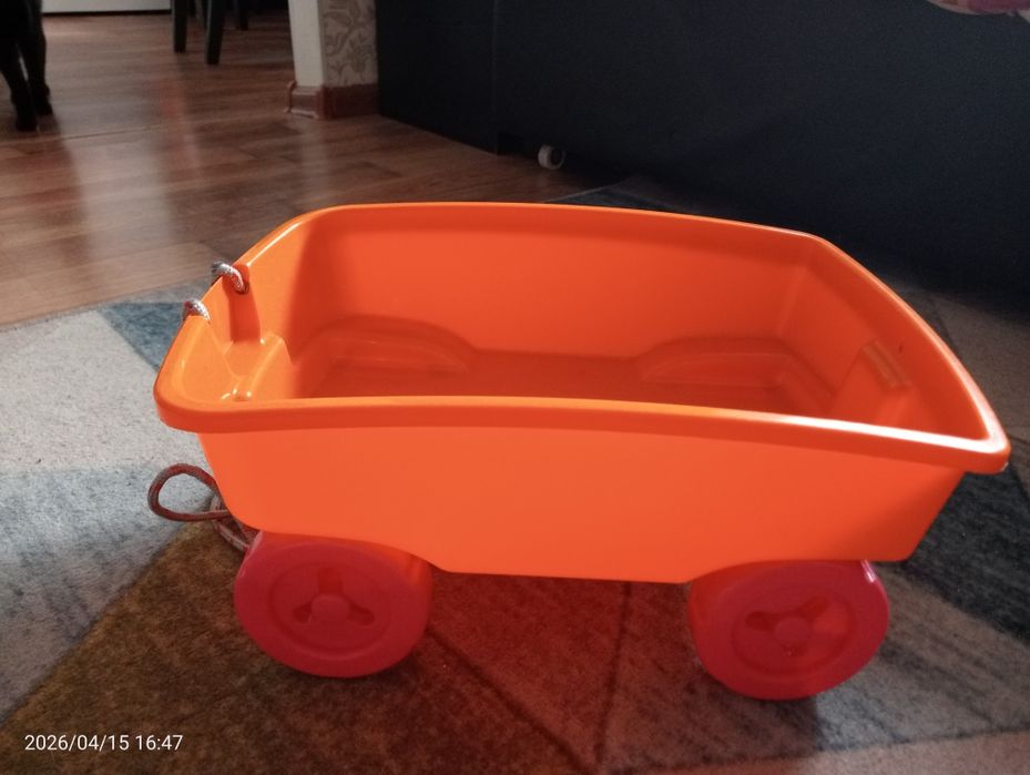 Тележка игрушечная