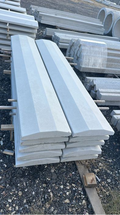 Capace de gard de 2 metri si palarii / spalieri / dale / pasi japonezi/ tuburi de beton/ oale de fantana