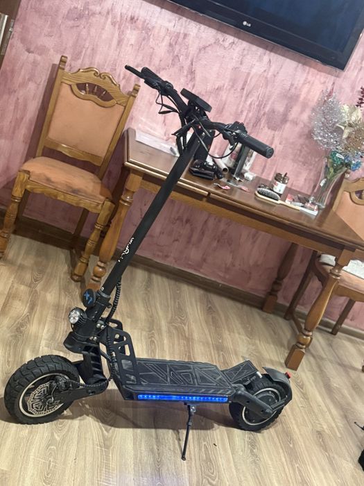 Vand trotineta electrica