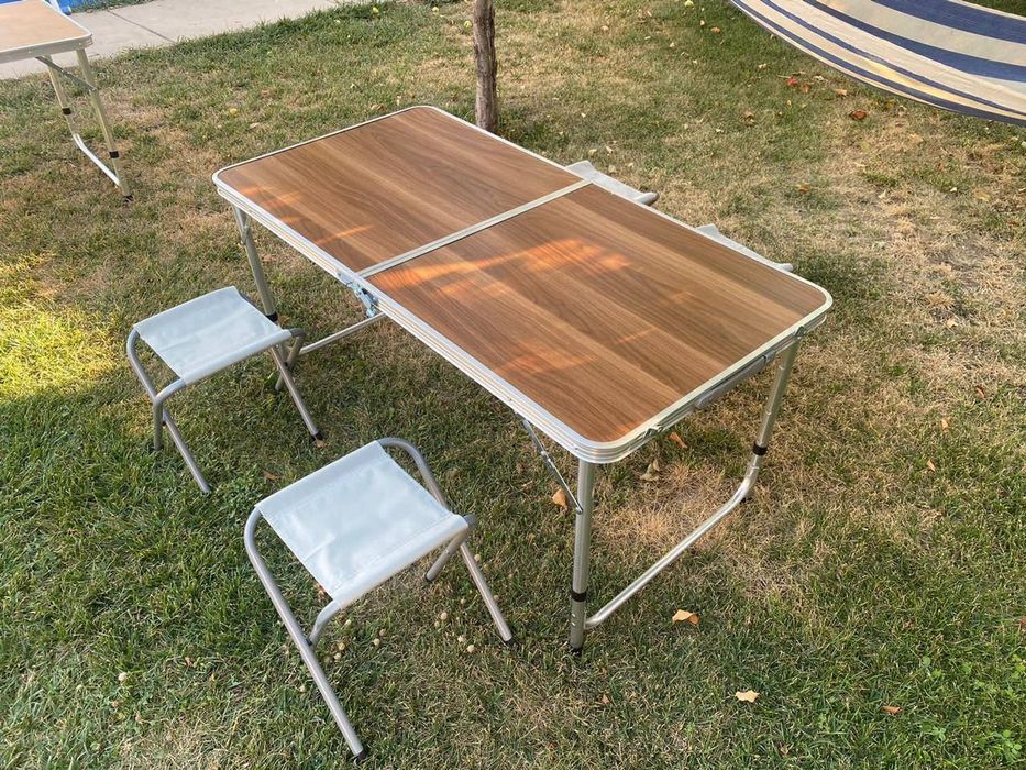 Походный набор стульев и стол