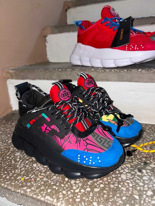 Versace Chain Reaction