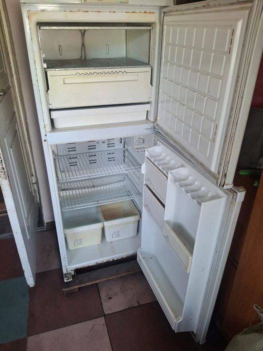 Продам холодильник бу