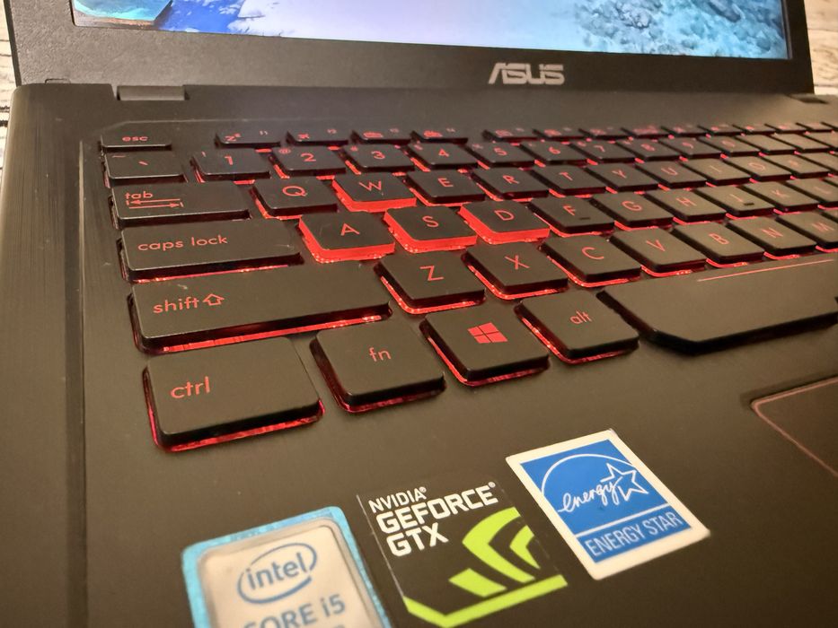 Asus igrovoy noutbuk sotiladi