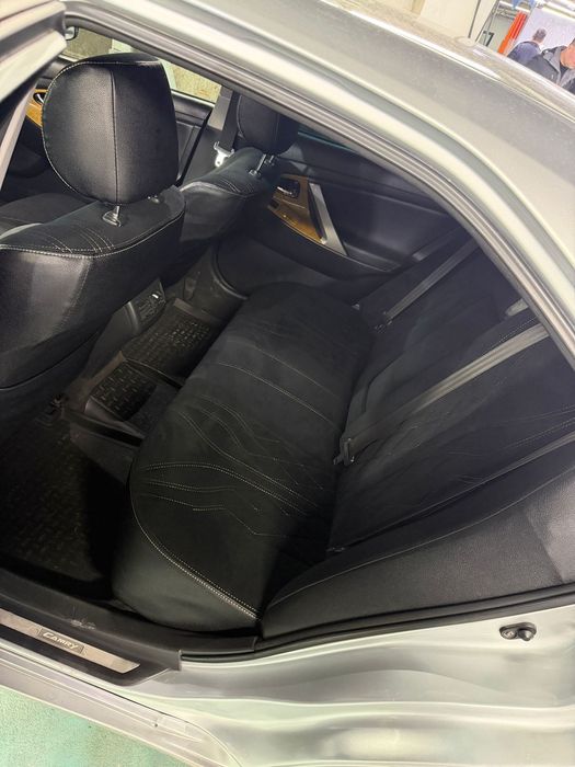 Продам Чехлы camry 40