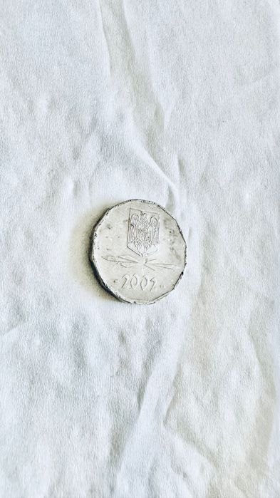 Moneda (5000 lei)