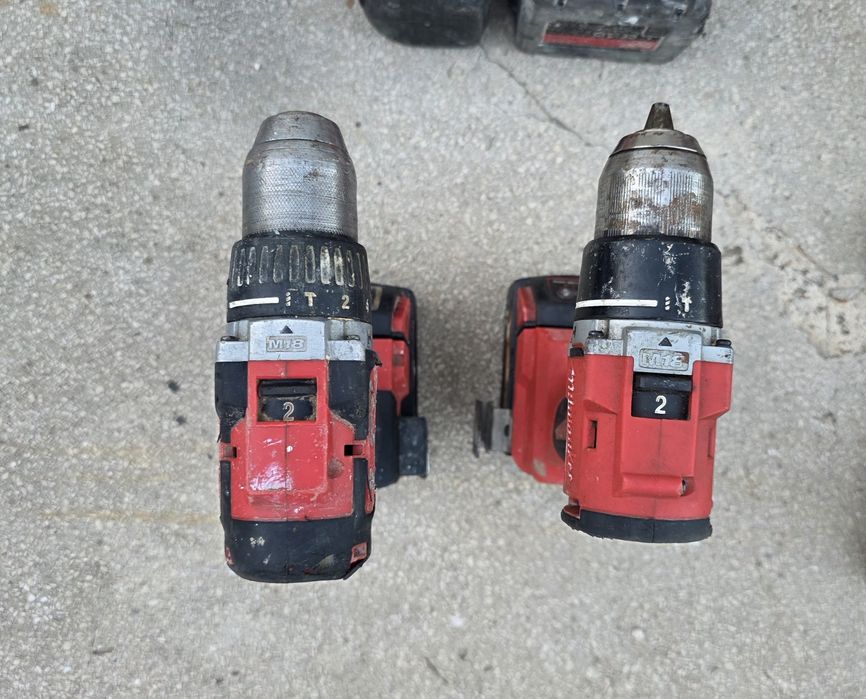 Milwaukee M18 filetanta cu percutie