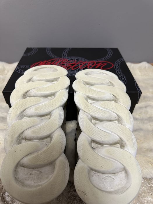 Versace Chain Reaction