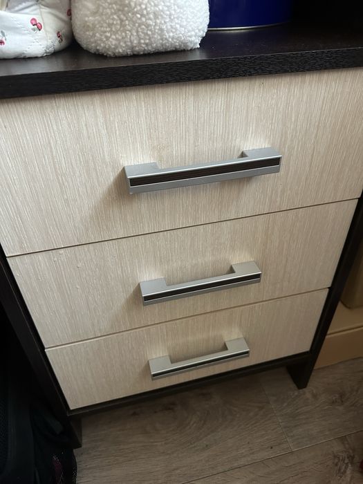 Продам компьютерный стол