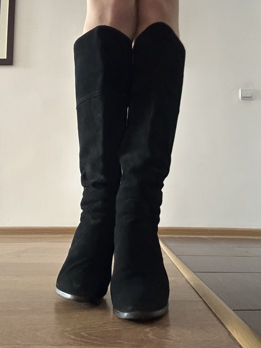 Замшевые сапоги