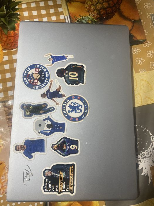 Noutbook itel amerekanskey